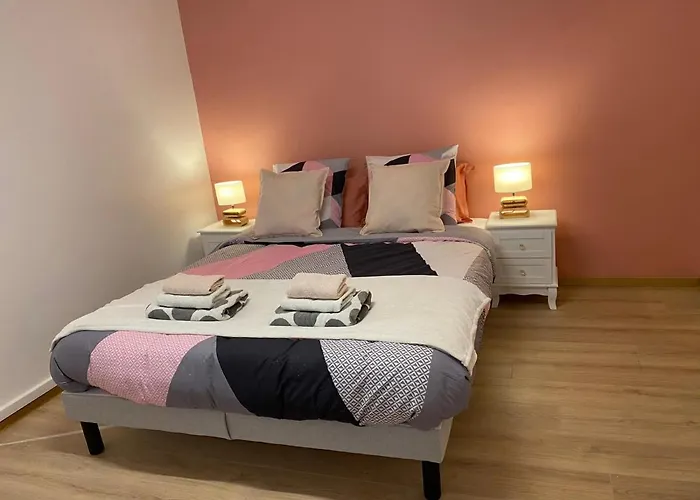 Grand F4 De 71M2 Pour 6 Personnes En Plein Centre Ville Arpajon