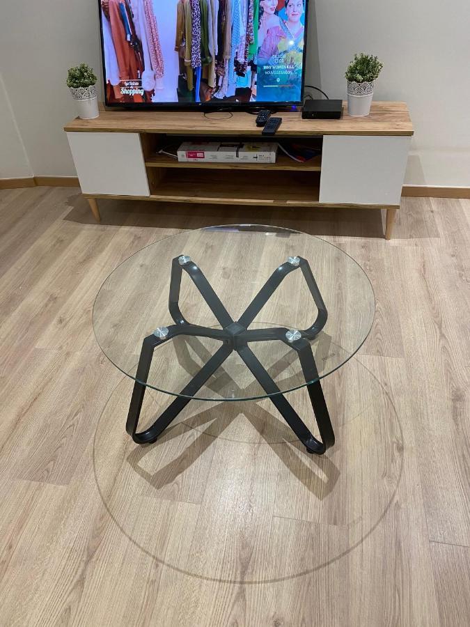 Grand F4 De 71m2 Pour 6 Personnes En Plein Centre Apartment Arpajon