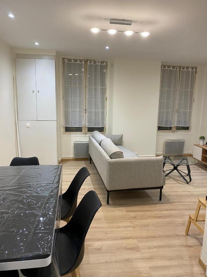 Grand F4 De 71m2 Pour 6 Personnes En Plein Centre Apartment Arpajon