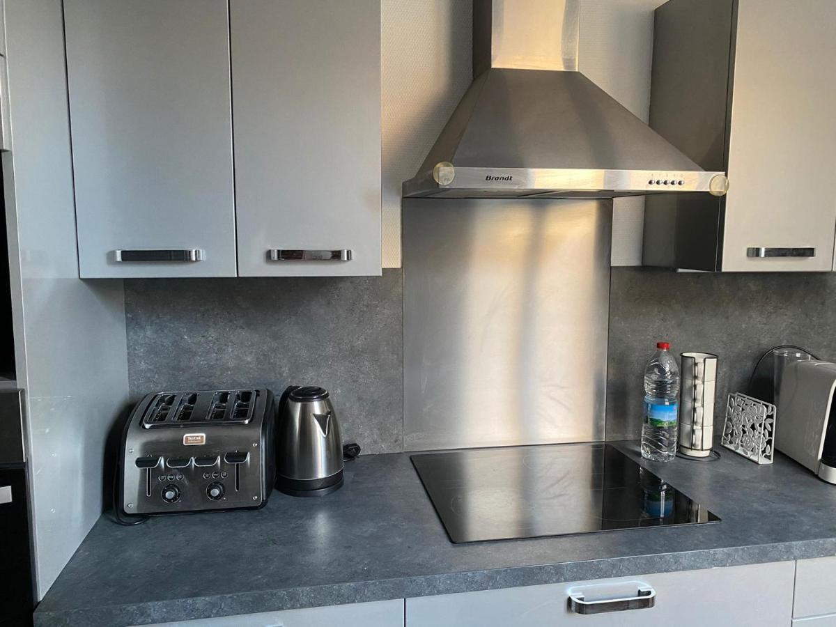 Grand F4 De 71m2 Pour 6 Personnes En Plein Centre Apartment Arpajon
